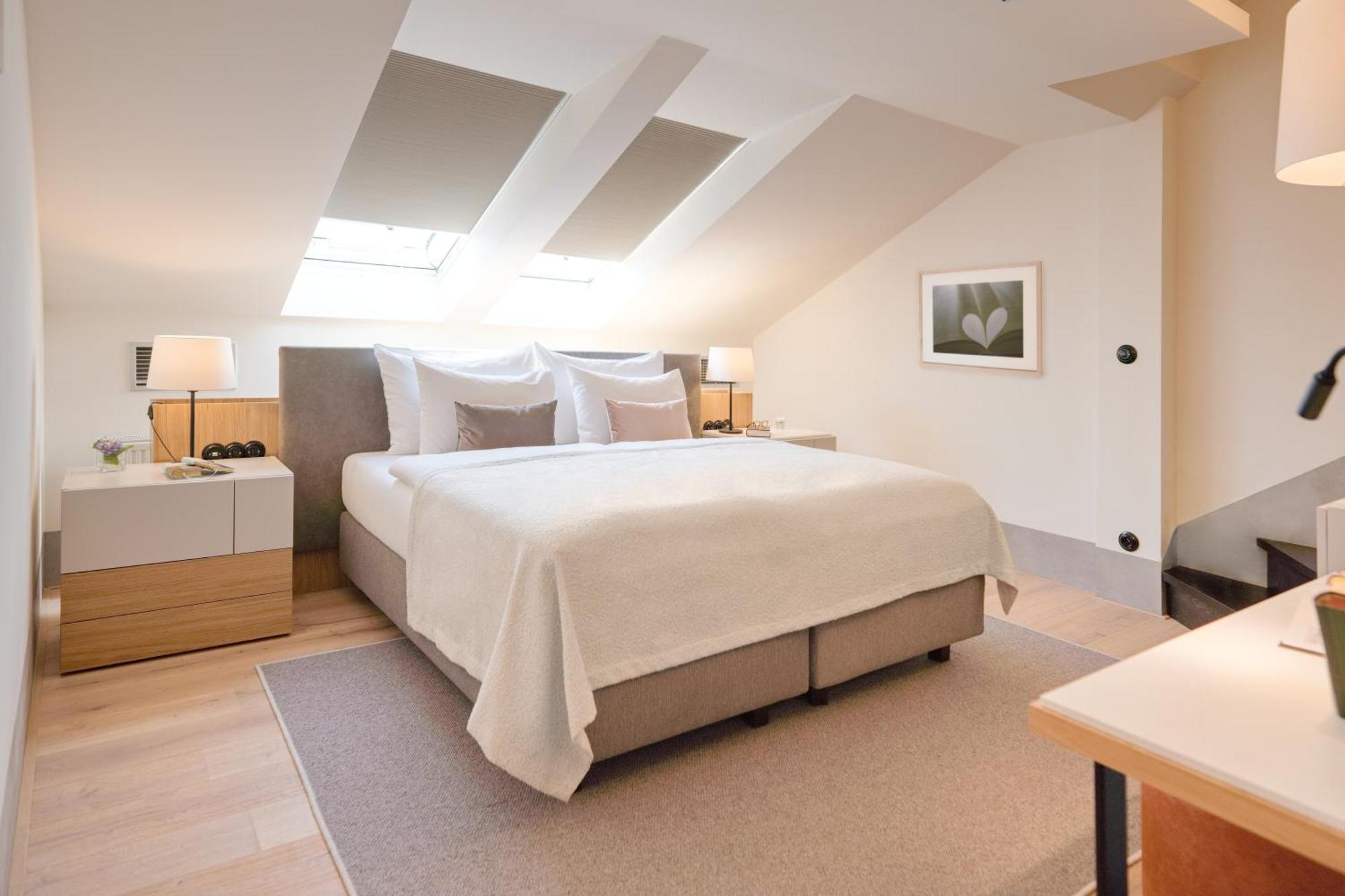 Hotel Bookquet Prague Exterior photo A bedroom at the hotel